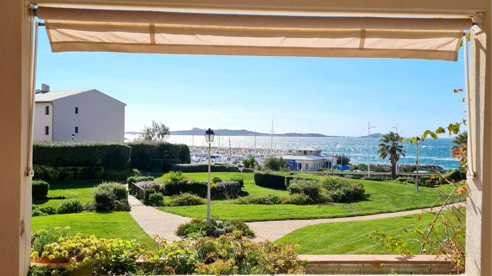 T2 A 200M Des Plages Et Commerces Avec Piscine, Tennis Et Parking Privatif - Fr-1-316-293 Six-Fours-les-Plages Apartamento